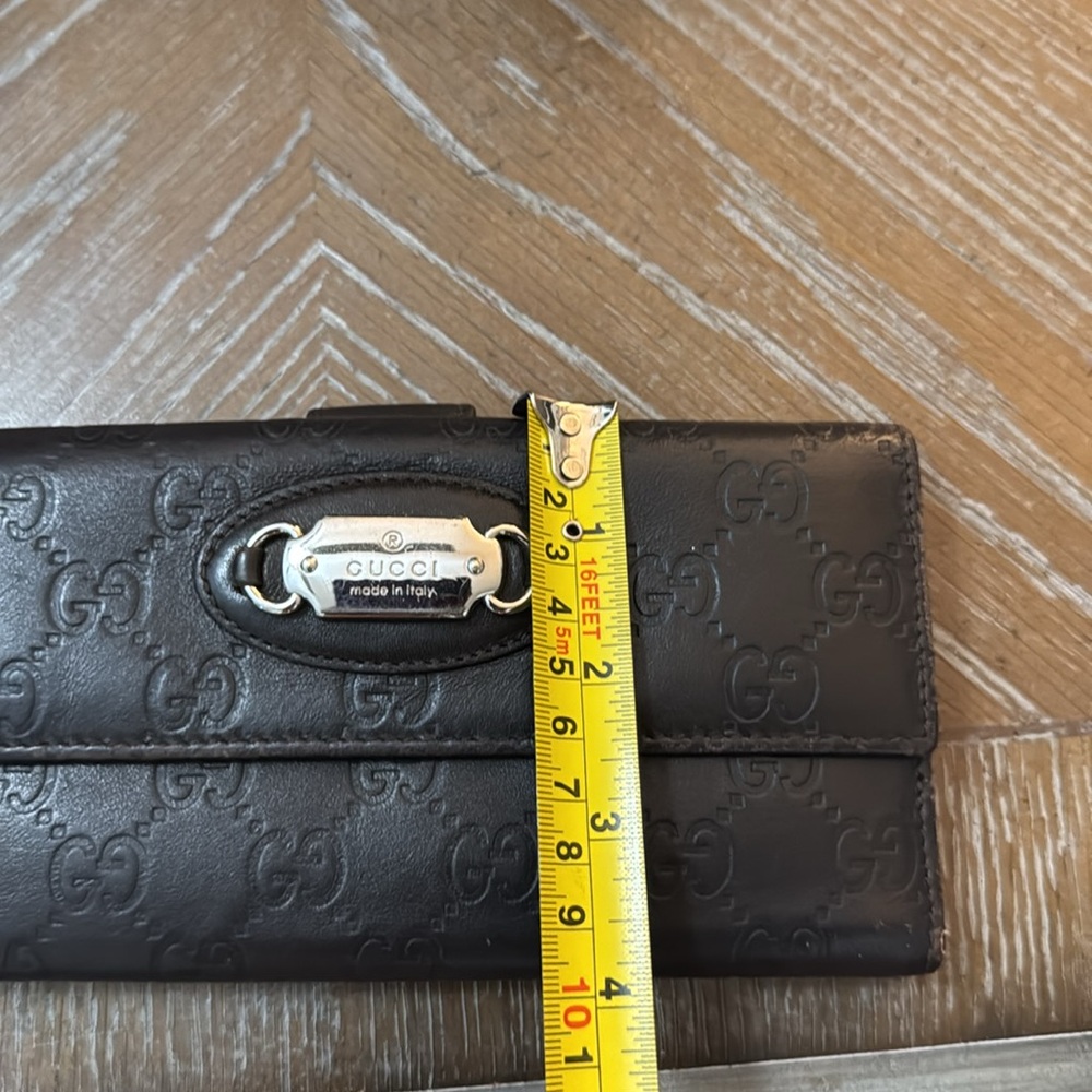 Gucci Black Embossed Leather Wallet - Picture 10 of 10